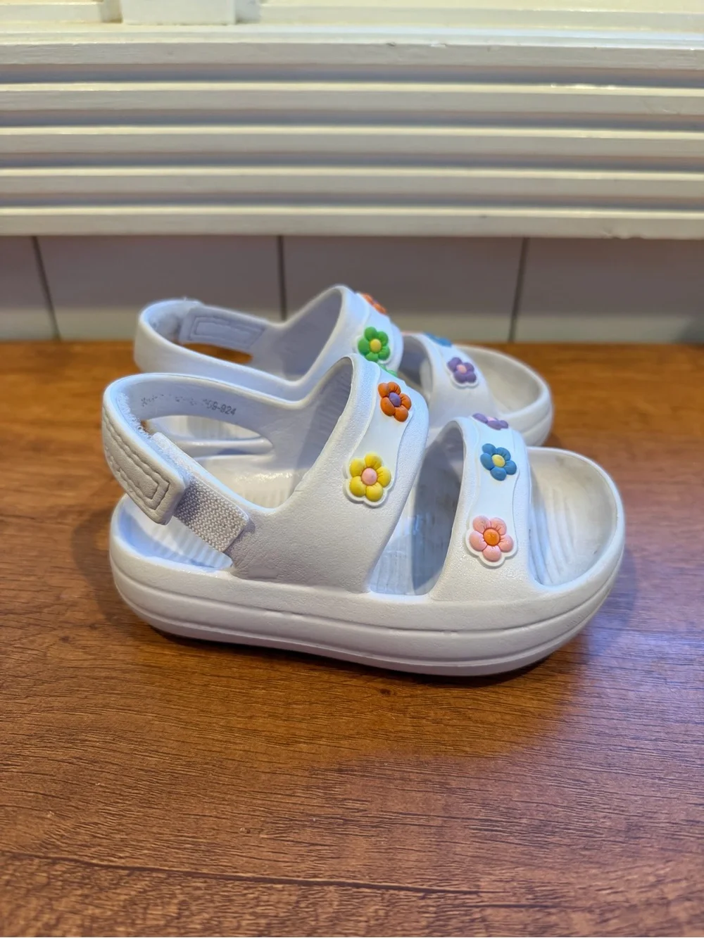 wonder nation White Kids Sandals with Multicolor Flower Accents